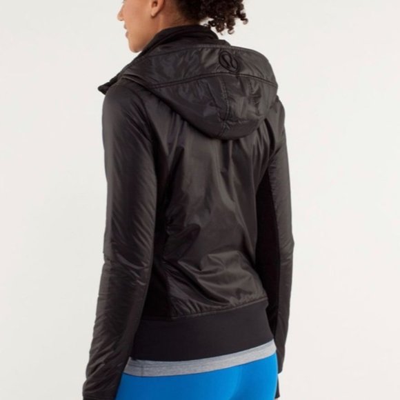 Lululemon Uba Hoodie‎ Lux Black Insulated Special Edition Jacket Size 2 - Picture 2 of 11
